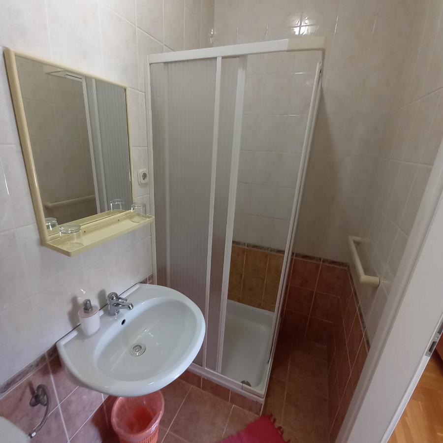 Villa Fontana Sukosan Bagian luar foto