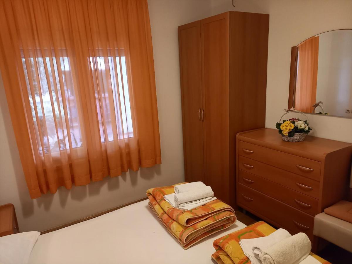 Villa Fontana Sukosan Bagian luar foto