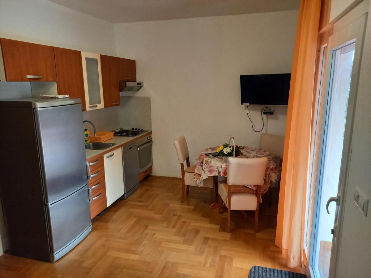 Villa Fontana Sukosan Bagian luar foto