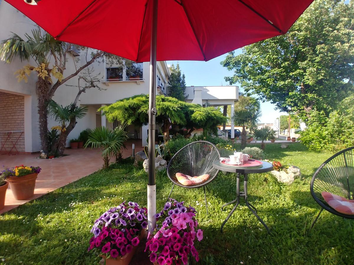 Villa Fontana Sukosan Bagian luar foto